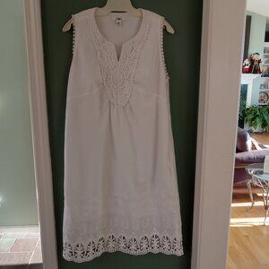 Fully Lined 100% Cotton White Eyelet Knee-Length Shift w/Side Zip